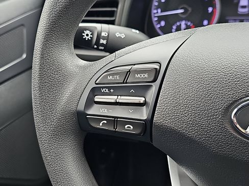 Used 2020 Hyundai Elantra SE w/ Cargo Package (C1) image 20