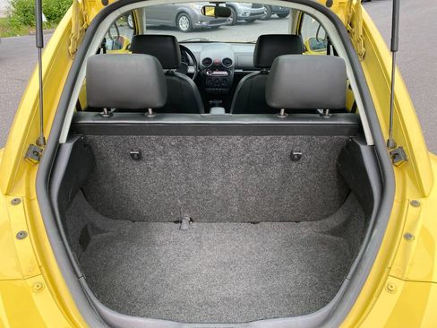 Used 2009 Volkswagen Beetle Coupe FWD image 19