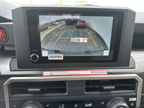 New 2026 Toyota Tacoma TRD Sport w/ TRD Sport Upgrade Package AWD/4WD image 18