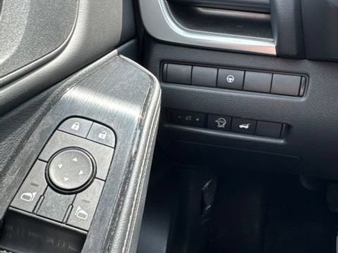 Certified 2024 Nissan Rogue SV w/ SV Premium Package AWD/4WD image 23