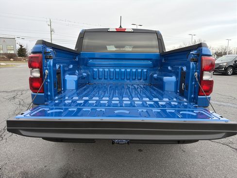 New 2025 Ford Maverick XLT w/ XLT Luxury Package image 5