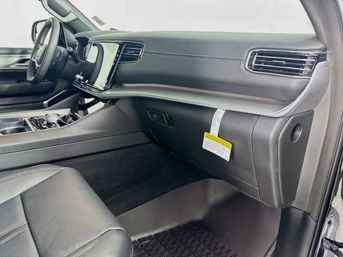 New 2026 Jeep Grand Wagoneer 4WD image 35