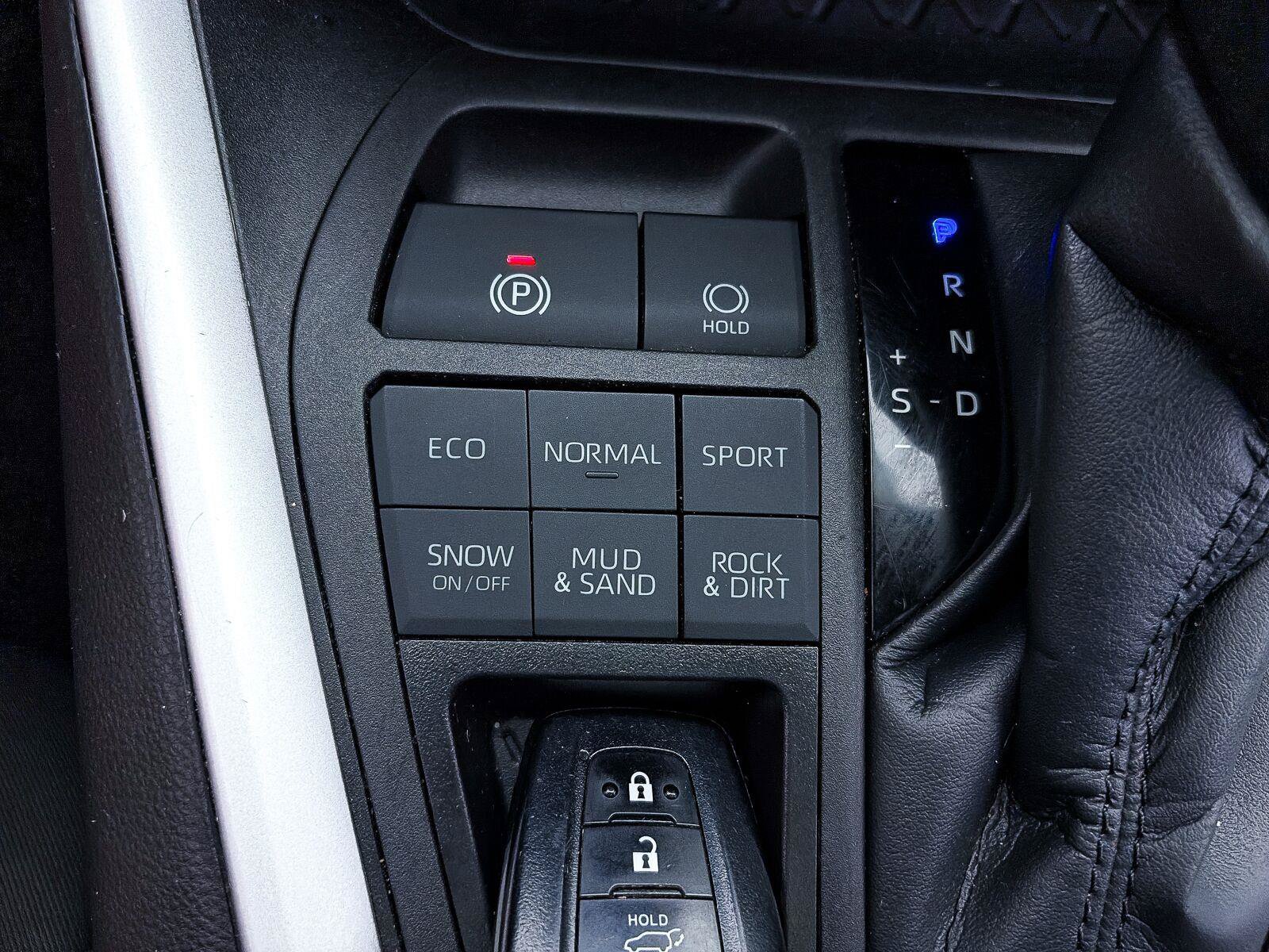 Used 2023 Toyota RAV4 XLE w/ Convenience Package AWD/4WD image 26