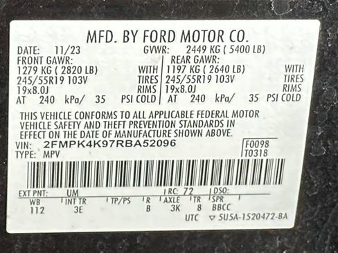 Certified 2024 Ford Edge Titanium AWD/4WD image 53