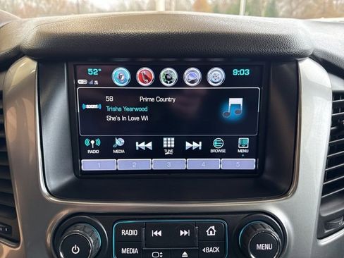 Used 2019 Chevrolet Suburban Premier image 21