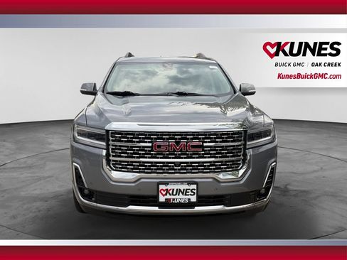 Used 2021 GMC Acadia Denali w/ Denali Ultimate Package AWD/4WD image 3