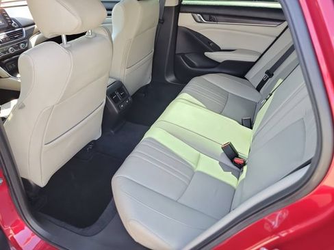 Used 2021 Honda Accord Touring image 25