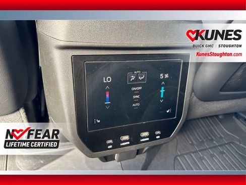 Used 2026 GMC Yukon XL Denali Ultimate w/ LPO, Floor Liner Package AWD/4WD image 31