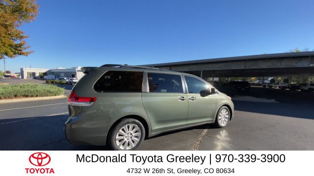 Used 2011 Toyota Sienna Limited w/ Premium Pkg AWD/4WD image 8