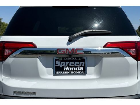 Used 2017 GMC Acadia SLT FWD image 53
