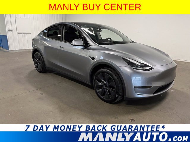 Used 2025 Tesla Model Y Long Range RWD image 1