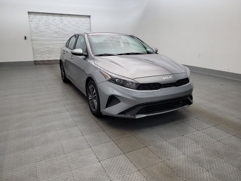 Used 2023 Kia Forte LXS FWD image 13