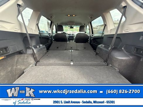 Used 2021 Volkswagen Tiguan SE FWD image 26