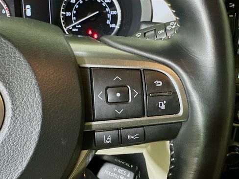 Used 2023 Lexus GX 460 Premium image 17