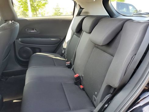 Used 2022 Honda HR-V LX image 8