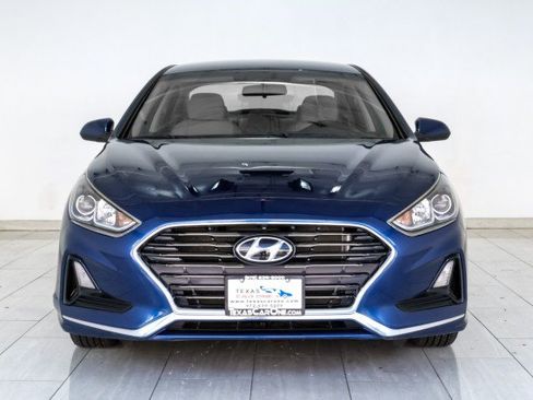 Used 2018 Hyundai Sonata SE FWD image 3