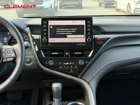 Used 2022 Toyota Camry XSE image 16