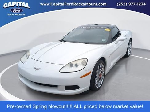 Used 2006 Chevrolet Corvette Coupe RWD image 1