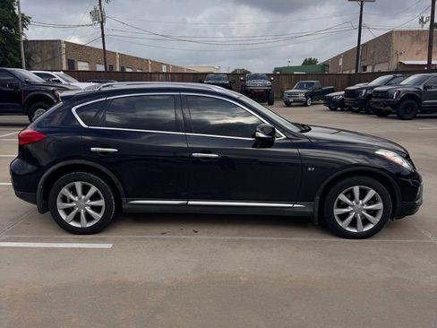 Used 2017 INFINITI QX50 AWD w/ Premium Package image 9
