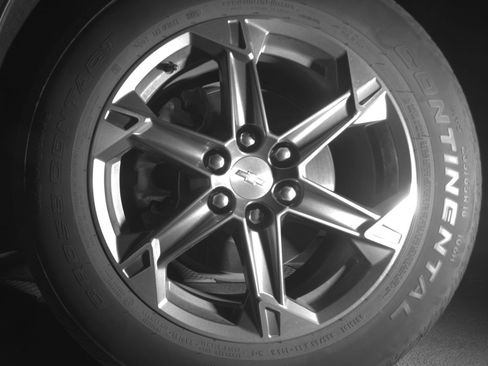 Used 2025 Chevrolet Blazer LT image 12