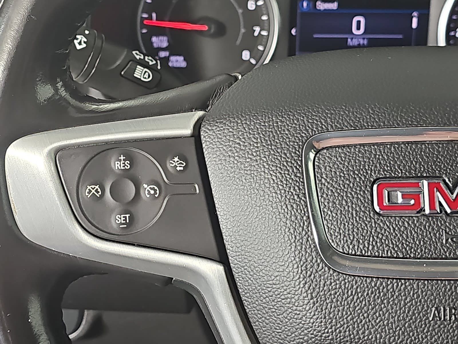 Used 2021 GMC Terrain SLE w/ Elevation Edition AWD/4WD image 14
