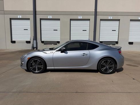 Used 2016 Scion FR-S image 6