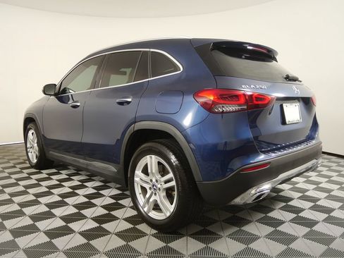 Used 2022 Mercedes-Benz GLA 250 4MATIC w/ Premium Package Lite image 5