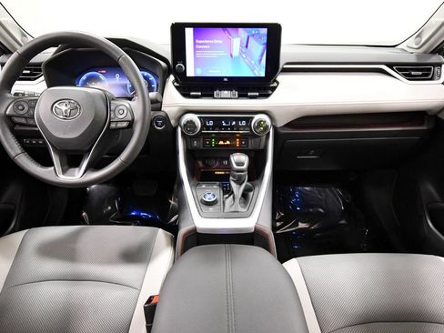 Used 2025 Toyota RAV4 Limited w/ Advanced Technology Package AWD/4WD image 3