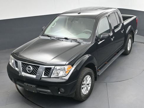 Used 2016 Nissan Frontier SV image 28