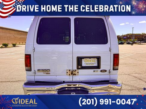 Used 2011 Ford E-350 and Econoline 350 Super Duty w/ Premium Van Group RWD image 4