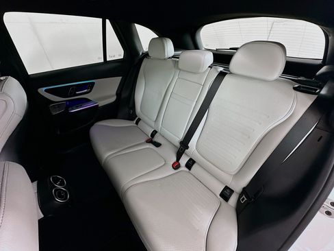 Used 2025 Mercedes-Benz GLC 350e 4MATIC w/ AMG Line image 21