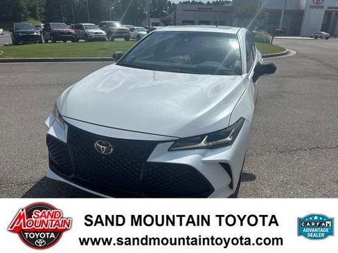 Used 2021 Toyota Avalon Touring w/ Advanced Safety Package FWD image 7