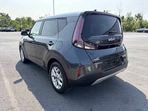 Used 2024 Kia Soul LX w/ Option Group 015 FWD image 34