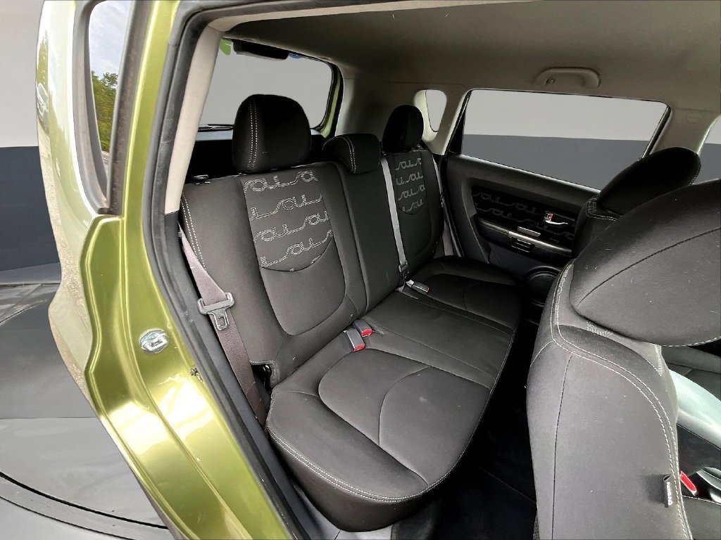 Used 2012 Kia Soul + w/ Audio Pkg FWD image 26