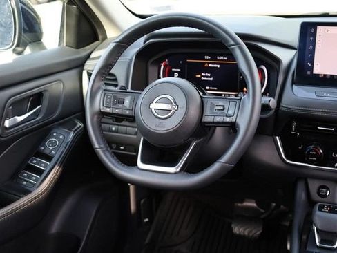 Certified 2024 Nissan Rogue SL AWD/4WD image 24