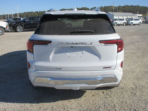 New 2026 GMC Terrain Denali image 5