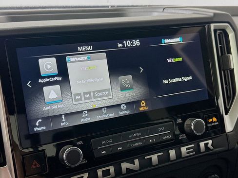 Used 2025 Nissan Frontier SV image 25