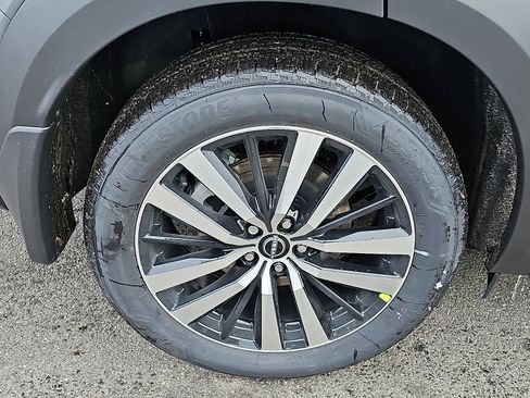 New 2025 Nissan Pathfinder Platinum w/ Cargo Package image 5