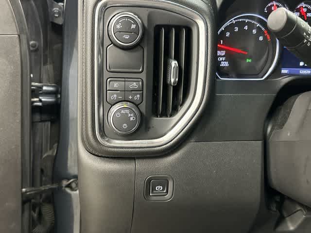 Used 2019 Chevrolet Silverado 1500 RST w/ All-Star Edition RWD image 19