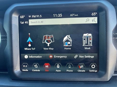 Used 2021 Jeep Wrangler Unlimited Sahara w/ Cold Weather Group AWD/4WD image 23