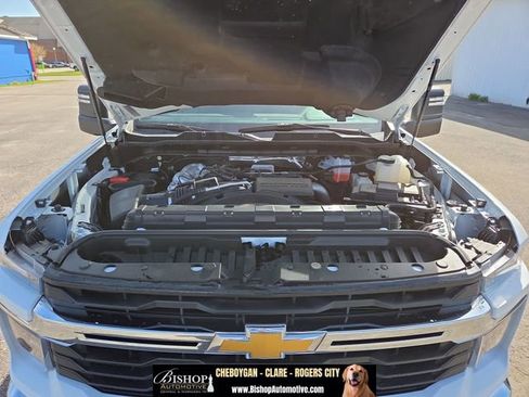 Used 2025 Chevrolet Silverado 2500 LT w/ Convenience Package AWD/4WD image 56
