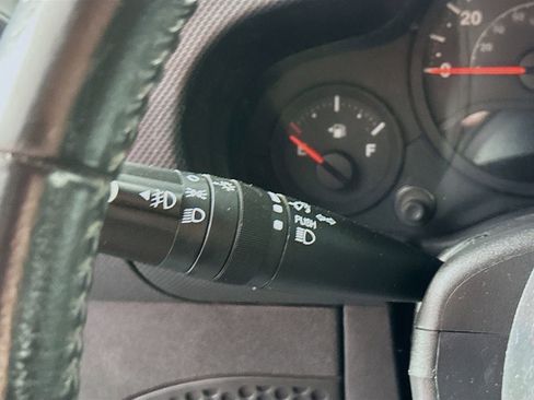 Used 2007 Jeep Wrangler X AWD/4WD image 10