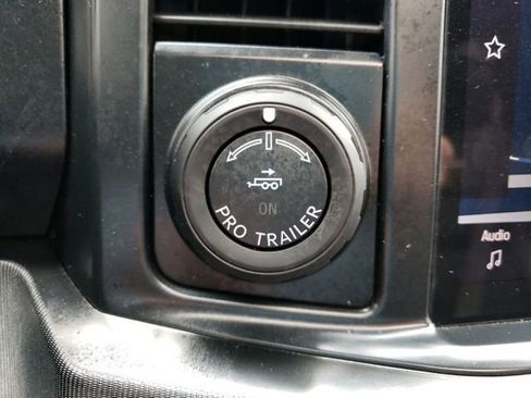 Used 2024 Ford F350 Platinum image 28