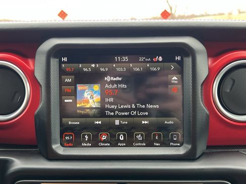 Used 2019 Jeep Wrangler Unlimited Rubicon w/ Dual Top Group image 23