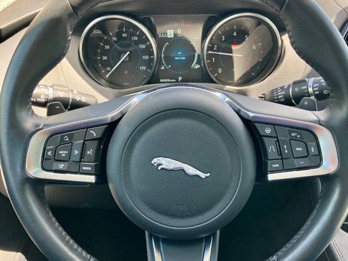 Used 2020 Jaguar F-PACE Prestige AWD/4WD image 9