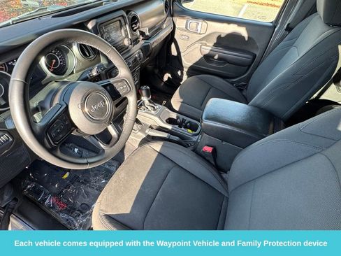 Used 2018 Jeep Wrangler Unlimited Sport S image 16