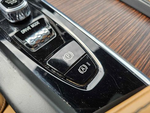 Used 2021 Volvo XC60 T5 Inscription w/ Protection Package Premier image 35