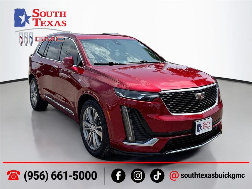 Used 2023 Cadillac XT6 Premium Luxury w/ Technology Package FWD image 1