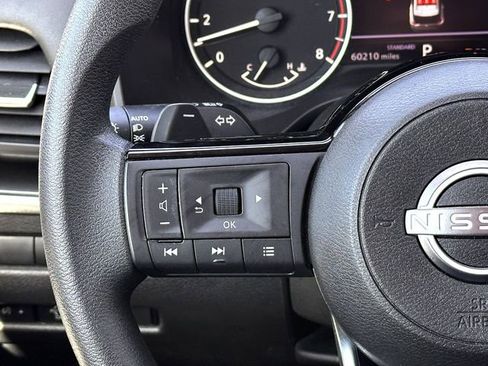 Used 2023 Nissan Rogue SV image 21