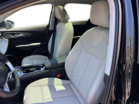 New 2026 Audi Q3 quattro 2.0T AWD/4WD image 18